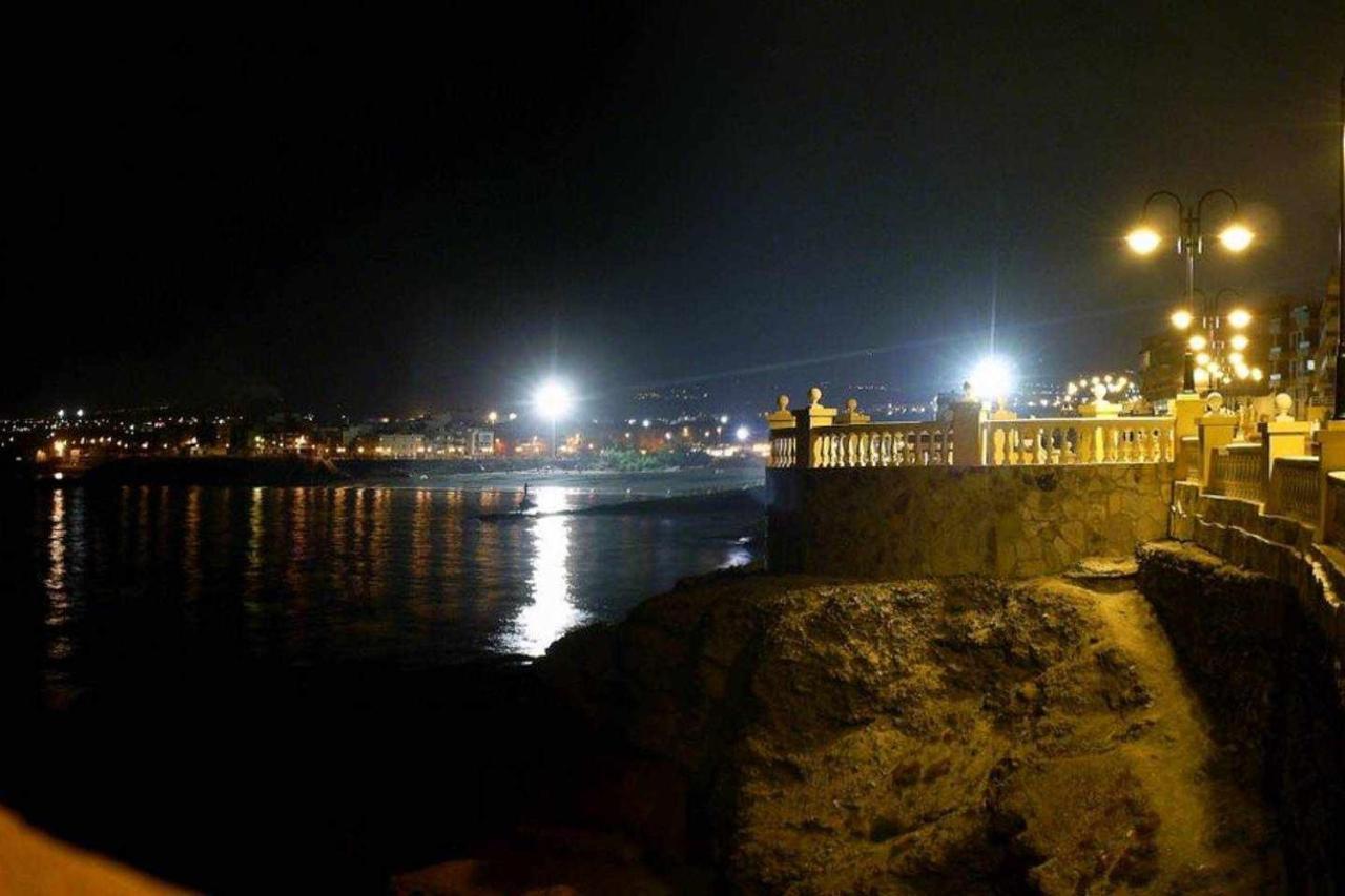 Piso En Primera Linea Con Vistas Directas Al Mar Меленара Экстерьер фото